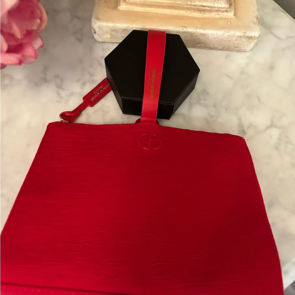 NEW Red Beauty Zipper Wristlet Armani GWP